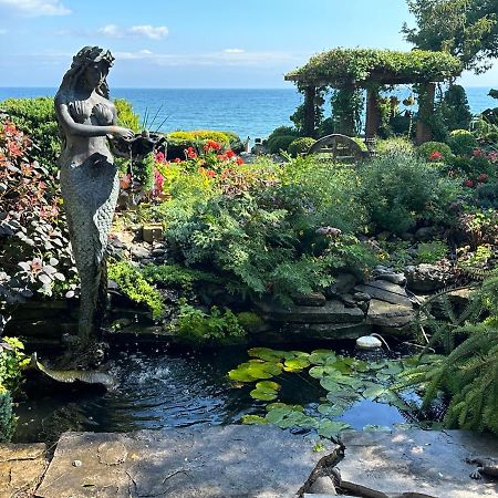 Bed and Breakfast The Wind In The Willows - Luxury Lakefront Oasis Cobourg Exterior foto